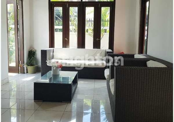 Di Sewakan Rumah Mewah Full Furnished Jimbaran