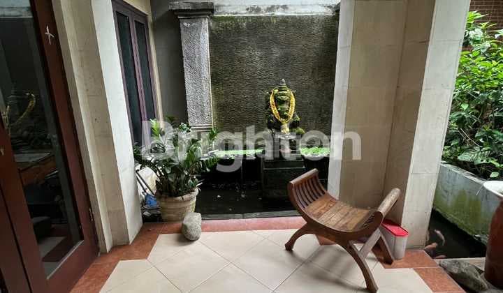 Turun Harga Rumah 2 Lantai Banyak Kamar Dengan Halaman Luas Strategis Cocok Untuk Investasi Rumah Kos Lokasi Denpasar