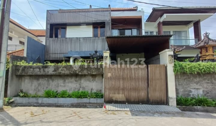Rumah Sewa Full Furnished - Denpasar Timur