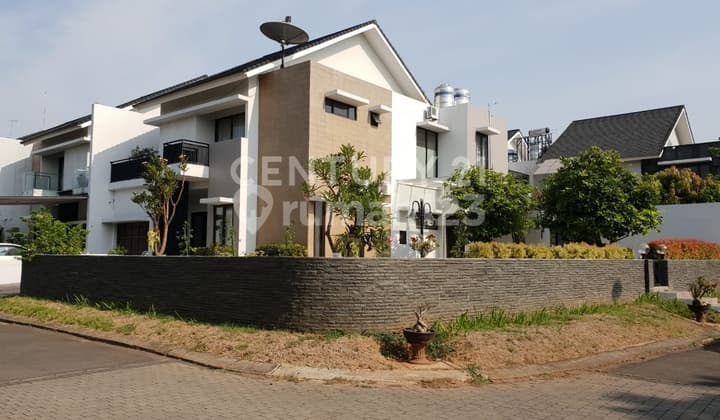 Dijual Rumah Di Cluster Asia Tropis Harapan Indah Bekasi