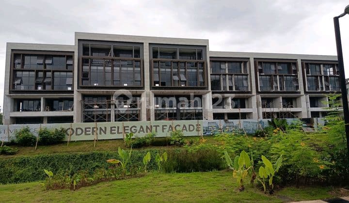 West Village Strategis Dekat Genesis Allfresh Eastvara