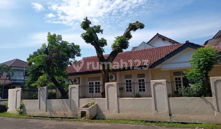 Rumah Melati Mas Hoek Timur Selatan Aman Rindang