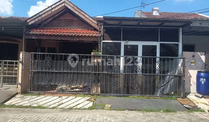 Rumah Tua Sektor7a Murah Strategis Dekat Sekolah Univ Mall Pasar