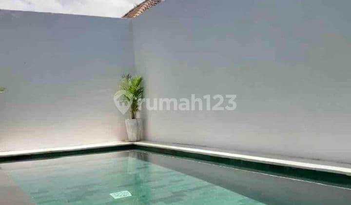 F Villa Fully Furnished with Swimming Pool in Sawangan