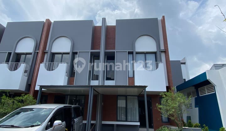 Disewakan Rumah Freja Chic BSD City Dekat Stasiun dan Tol