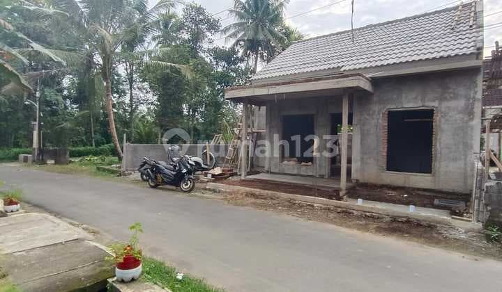 Rumah Modern Minimalis dekat Pasar Nambongan Sleman