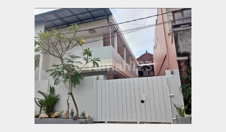 Rumah kost 8 kamar lokasi strategis jalan Bulu Indah, Denpasar utara