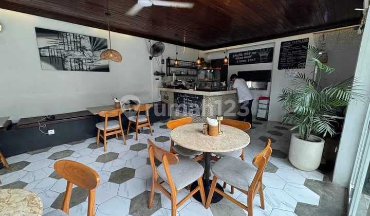 RESTAURANT SPACE , Prime Location Jalan Raya Seminyak, Badung
