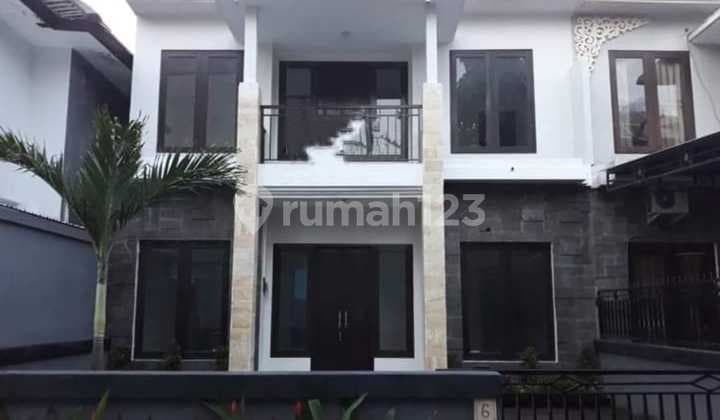 Dijual Rumah 2 Lantai Strategis Terawat - Lokasi Jalan Sulatri Denpasar Timur