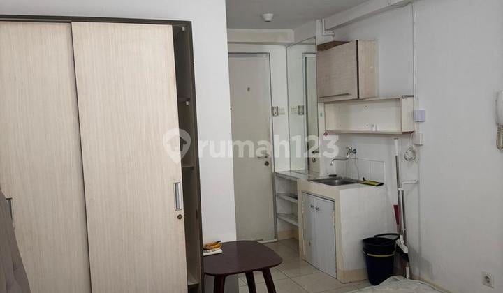 Disewakan Studio Semi Furnished Bagus Heliconia