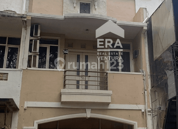 Disewakan Ruko Siap Pakai di Permata Jingga Dekat Soekarno Hatta