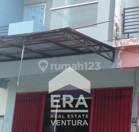 F032 Ruko Di Sulfat Malang Dekat Kawasan Ramai Dan Hidup