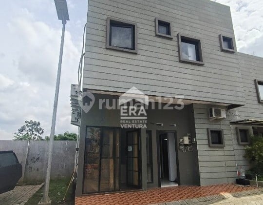 Disewakan Rumah Fully Furnished di Kvadra Araya, Kondisi Baru