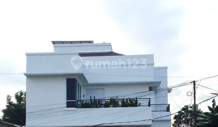 Luxury 3-Storey House Ready to Occupy Strategically Located in Cibubur with Access to 3 Toll Roads - SHM