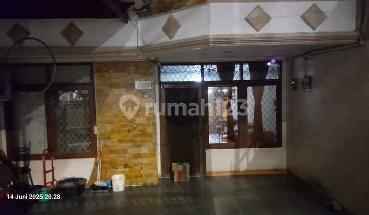 Gading Elok Utara , Kelapa Gading