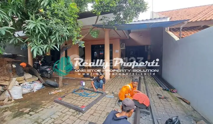 For Sale/For Rent in Kodam near SMAN 81 Jatiwaringin, East Jakarta.