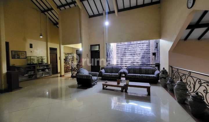 Jual Rumah Luas di Raya Jatiwarna Bekasi Lt1000 SHM Lb500 2 LT