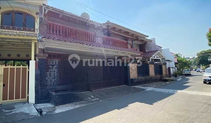 Jual Cepat Rumah Bagus di Tebet Jaksel Lt300m 2 LT Akses Jalan Lebar