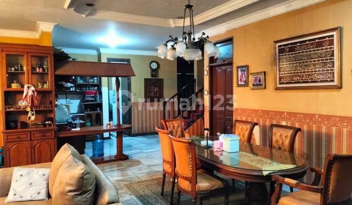 Beautiful House for Sale in Taman Berdikari Sentosa, Pemuda, East Jakarta, Land Size 366M