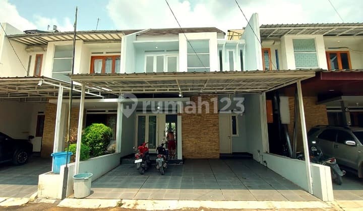Jualrumah Cantik di Pesona Hrapan Indah Bekasi Lt135m 2 Lt
