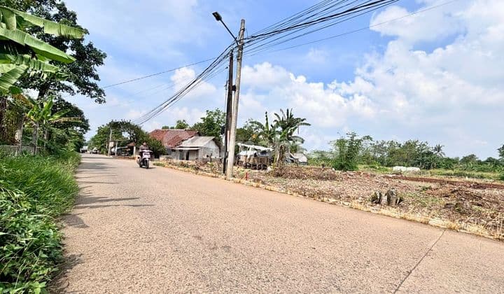 Right on the Main Road, Strategic Land Plot Near Jatake Station, Freehold Title (SHM)