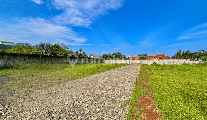 Strategic Freehold Plot 5 Minutes to Unpam Central Campus