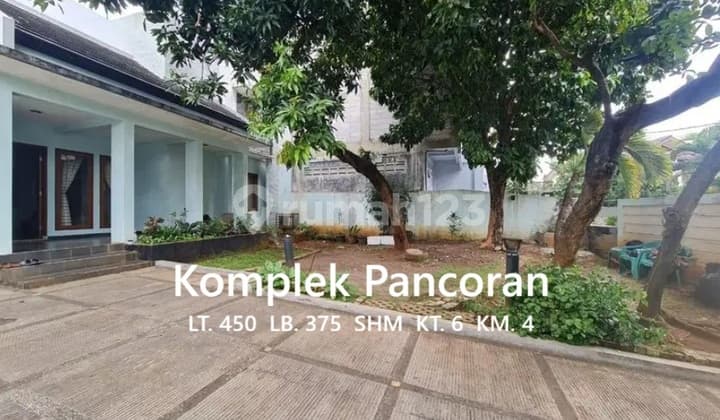 Rumah Asri 2 Lantai Di Komplek Elit Pancoran, Jakarta Selatan