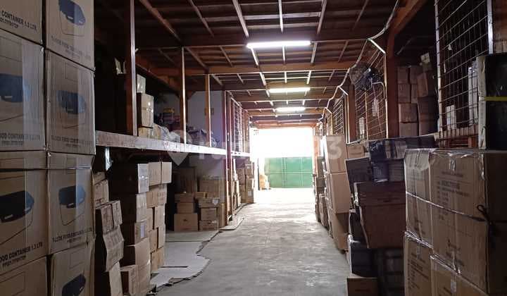 7 Attached Warehouses in the French Road Warehouse Complex, Kosambi, Dadap, Tangerang