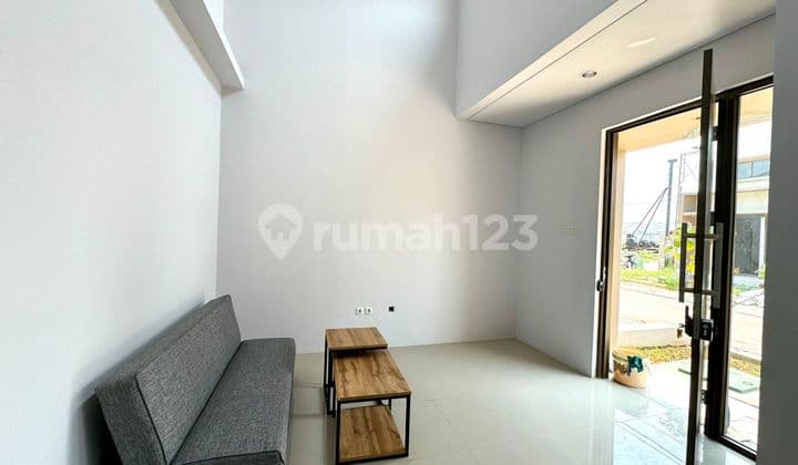 Rumah di Springhill Yumee Lagoon, Cisauk, Tangerang.