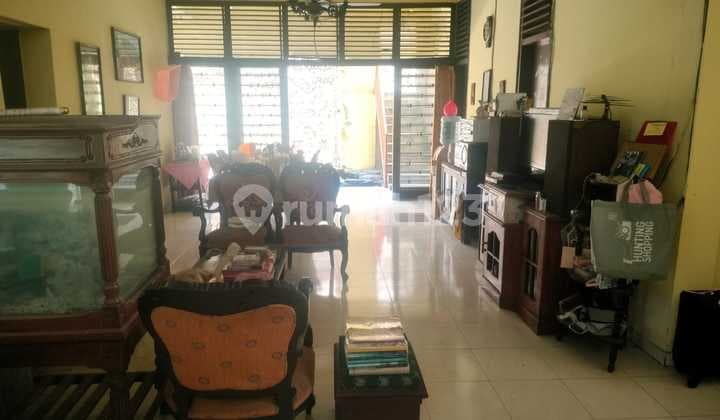 Rumah Asri Jalan Lebar Bebas Banjir Area Jl. Kramat, Jakarta Pusat