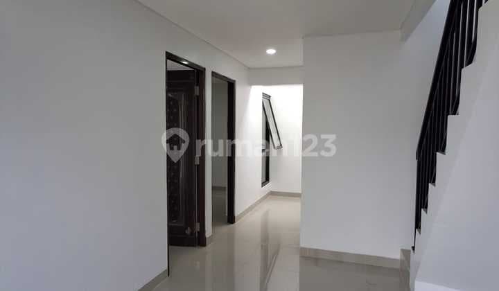 Rumah Baru Minimalis 2 Lantai Siap Huni di Reni Jaya Pamulang, Tangerang Selatan