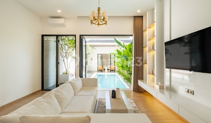 Villa Modern ,SHM Canggu, Badung