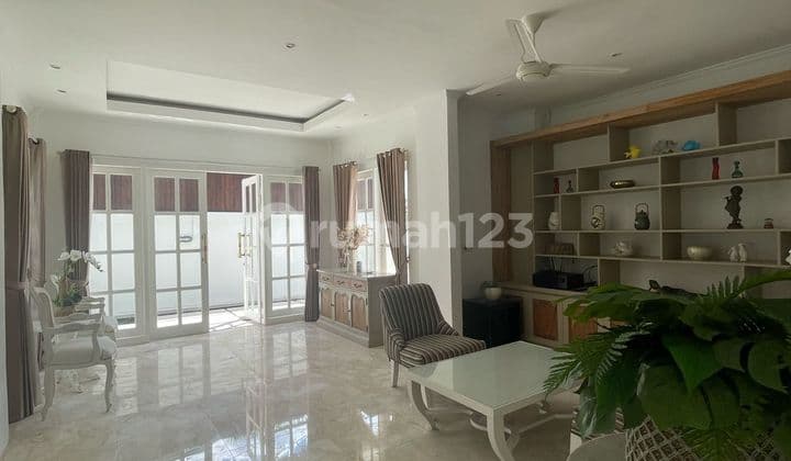 Luxury villa in seminyak , walking distance to the beach