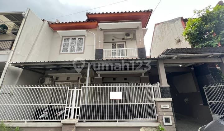 Dijual Rumah Tinggal 2 Lantai Lokasi Strategis di Depok Sleman
