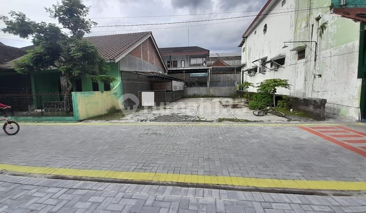 Dijual Tanah Pekarangan Lokasi Strategis di Area Condong Catur - Depok Sleman