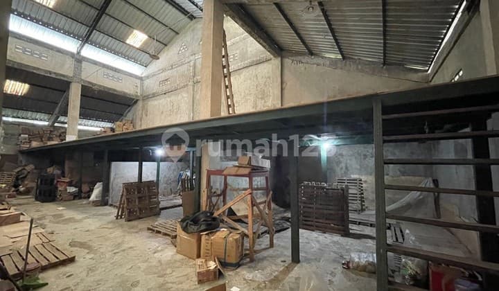 Profitable Investment in Multipurpose Commercial Property (Warehouse, Shop, & Office) in Bangunjiwo, Bantul