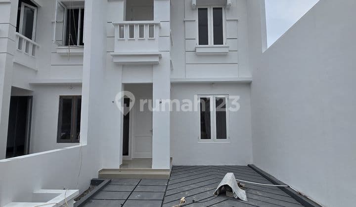 Rumah Baru Dalam Cluster One Gate di Pondok Kopi Jaktim