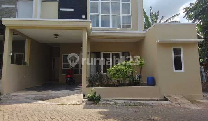 2-Story House in a Cluster at Pondok Kelapa, East Jakarta