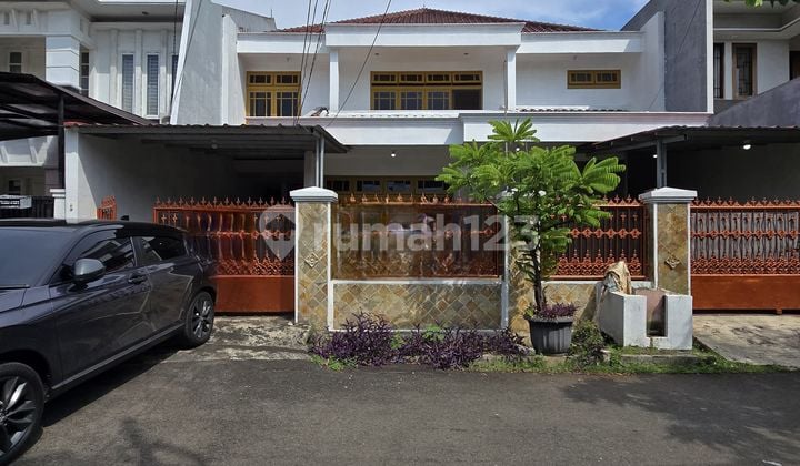 Rumah Second Dalam Komplek di Pondok Bambu Jaktim