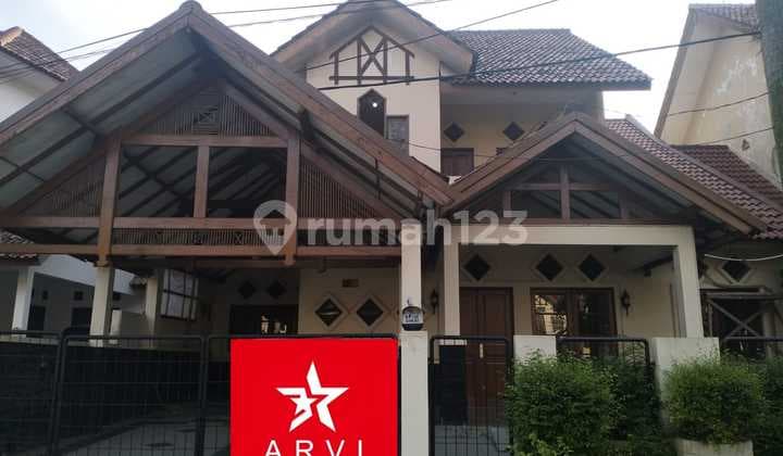 Rumah Strategis Di Kemang Pratama Bekasi