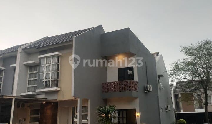 Rumah Furnish 2 Lantai Di Grand Wisata Bekasi