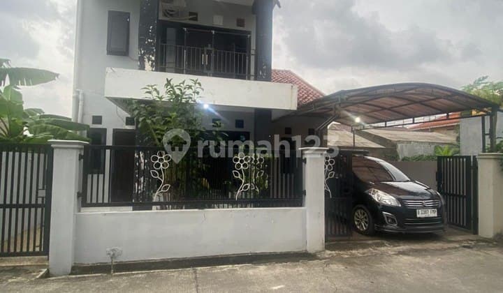 Rumah Strategis di Taman Harapan Baru Bekasi