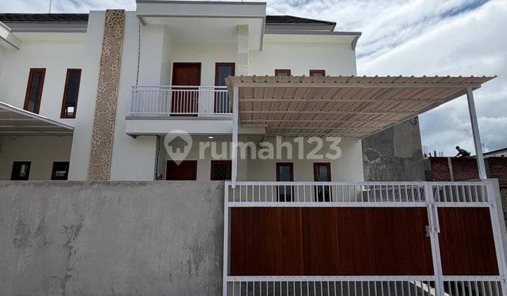 Rumah Baru Minimalis 2 Lantai Siap Huni Lokasi Strategis