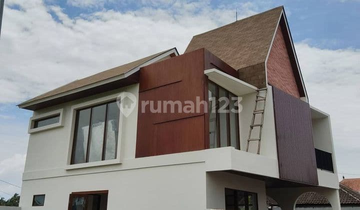 Villa 2 Lantai Baru Gress View Sawah Abadi Siap Huni