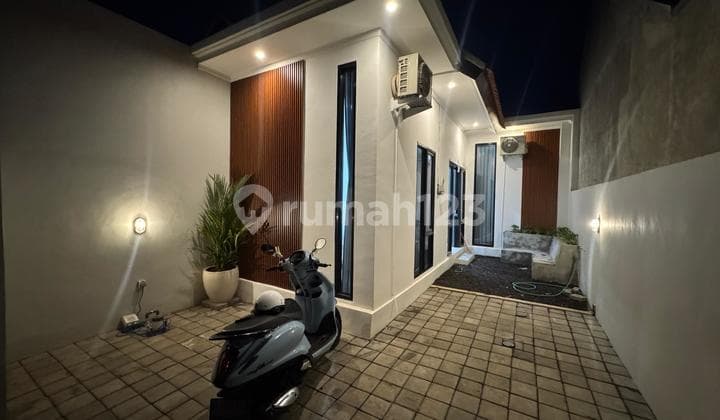 Rumah Baru 1 Lantai Furnished Siap Huni Lokasi Strategis