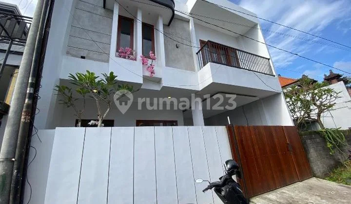 Semi Villa House with Pool Strategically Located