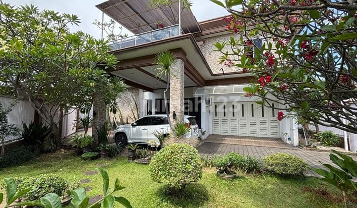 Rumah Bagus Nginden Intan Surabaya Taman Asri Luas Siap Huni Garasi 8Mobil