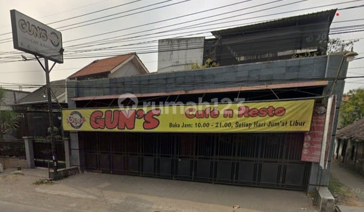 For Sale Commercial Land with Building on Raya Krikilan Driyorejo Gresik Zero Street, Strategic Location.