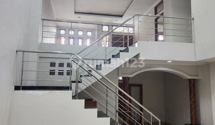 Sewa Rumah di Pusat Kota Sayap Otista - Pungkur