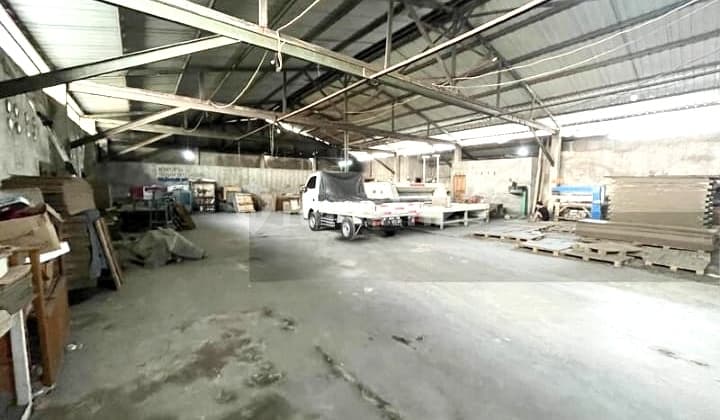 Gudang Jembatan Dua Angke Bebas Banjir Strategis